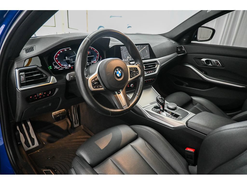 Used 2019 BMW 330i xDrive Sedan w/ M Sport Package AWD/4WD image 34