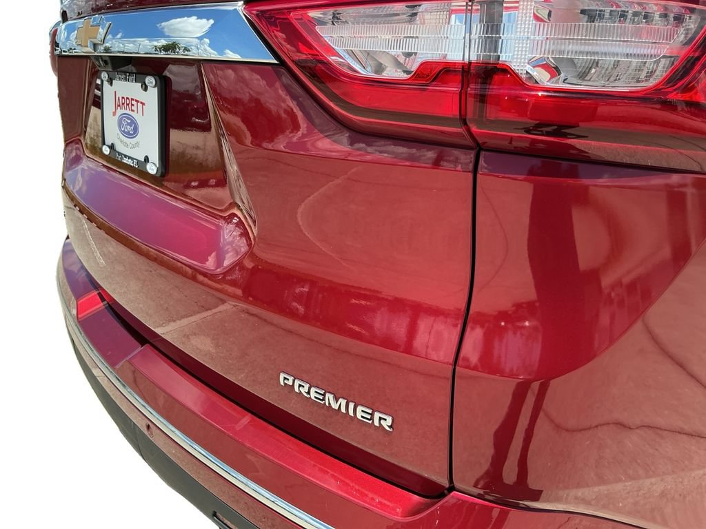 Used 2019 Chevrolet Traverse Premier w/ Driver Confidence II Package FWD image 11