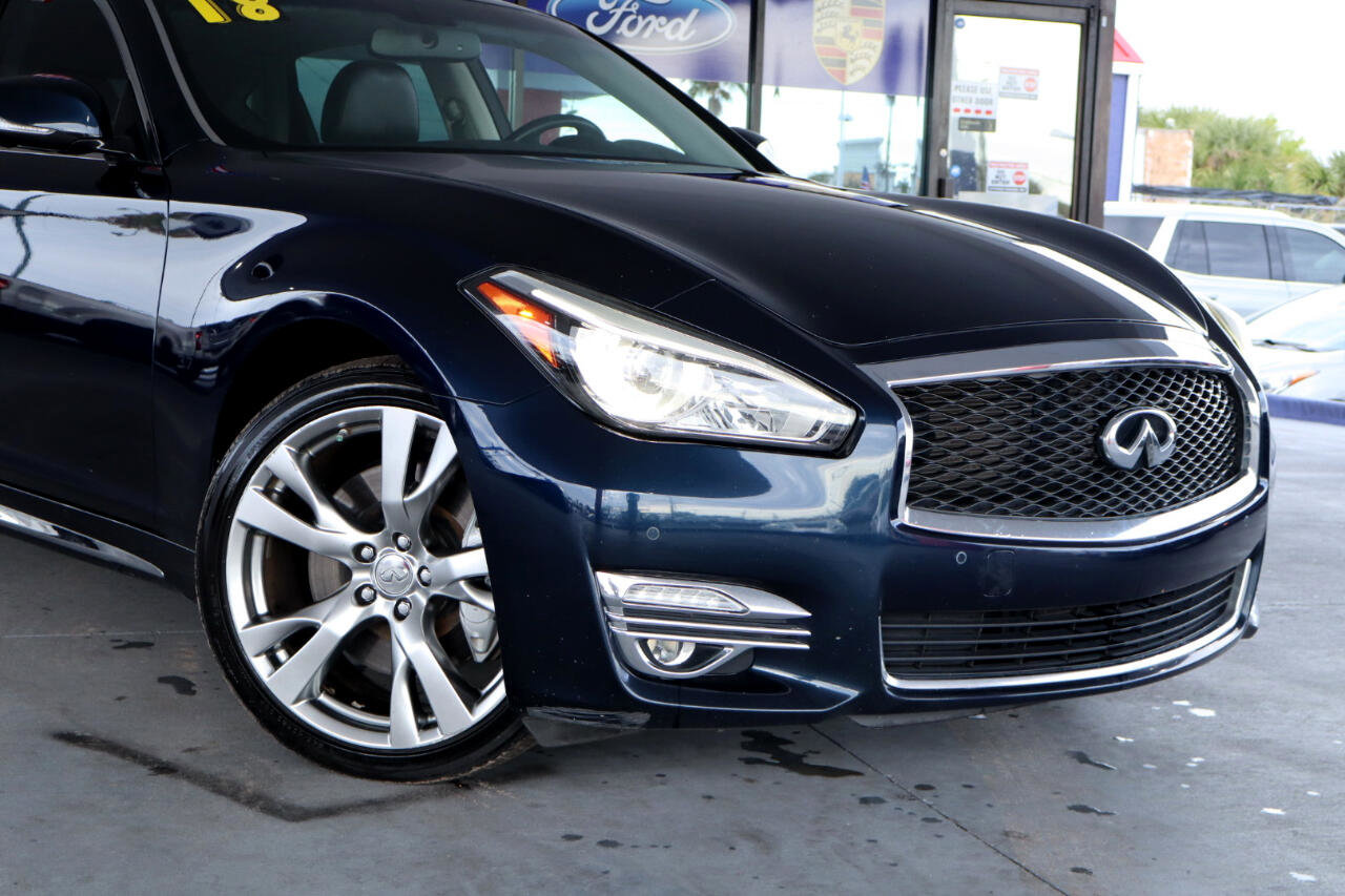 Used 2018 INFINITI Q70 L 3.7 image 2