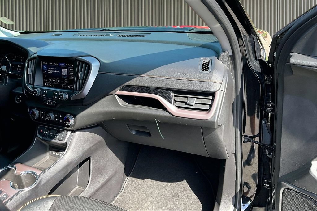 Used 2023 GMC Terrain AT4 AWD/4WD image 17