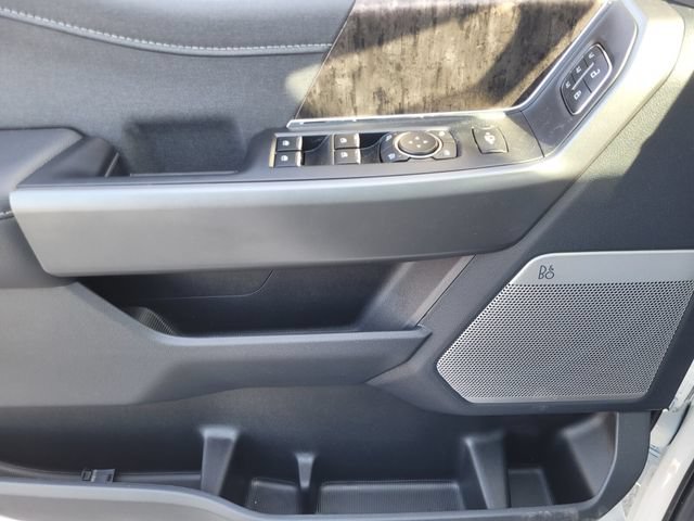 New 2026 Ford F350 Lariat RWD image 24