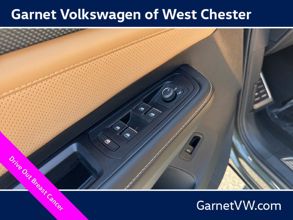 New 2026 Volkswagen Atlas Cross Sport SEL R-Line AWD/4WD image 19