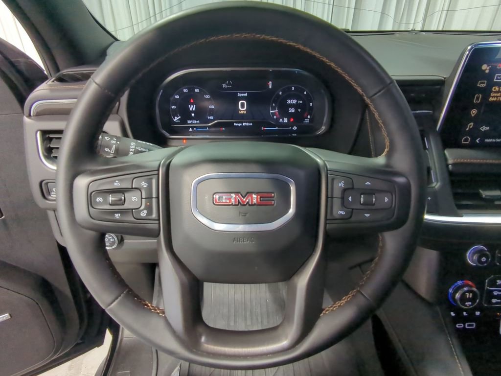Used 2024 GMC Yukon XL AT4 image 28