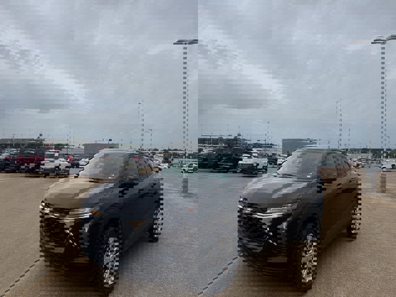 Used 2025 Chevrolet Trax LS image 7