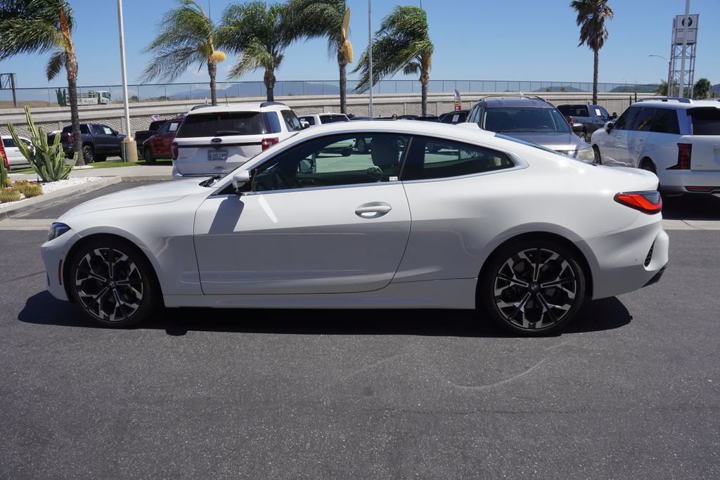 Used 2025 BMW 430i Coupe w/ Premium Package RWD image 7