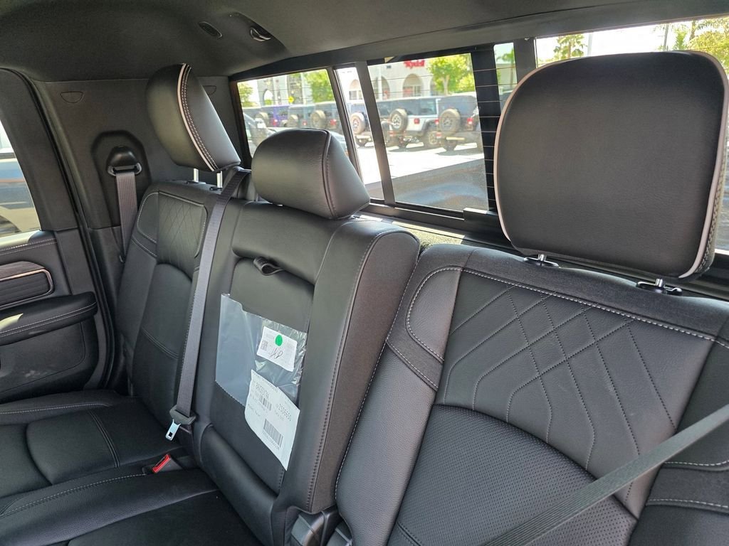 New 2026 RAM 3500 Limited AWD/4WD image 9