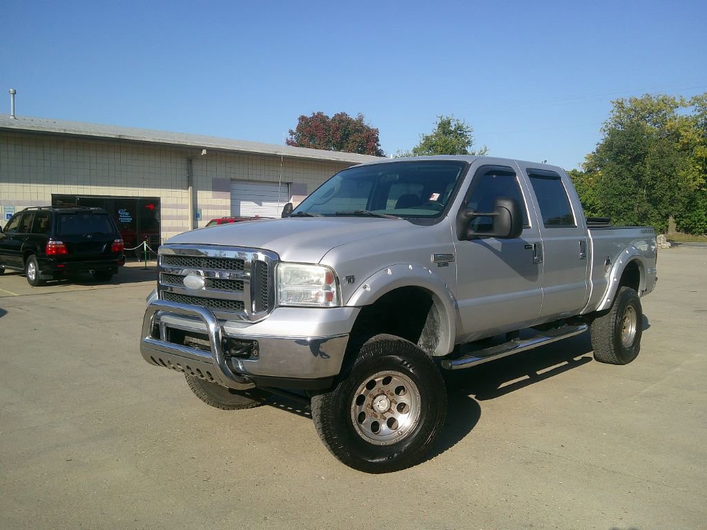 Used 2005 Ford F250 XLT image 1