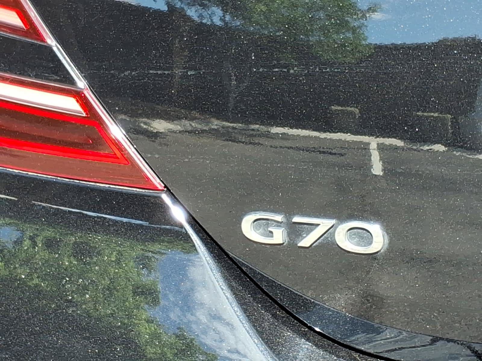 Used 2023 Genesis G70 3.3T w/ Sport Prestige Package RWD image 13