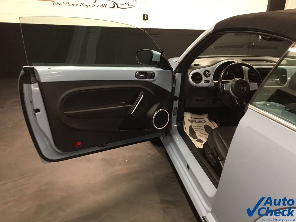 Used 2013 Volkswagen Beetle 2.5 FWD image 28