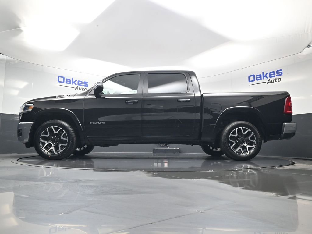 Used 2025 RAM 1500 Laramie image 40