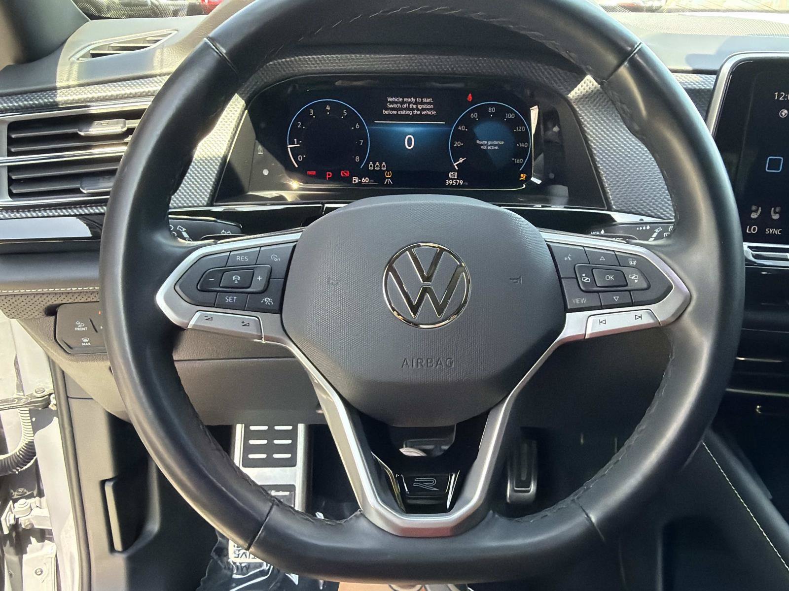 Used 2025 Volkswagen Atlas Cross Sport SEL Premium R-Line AWD/4WD image 28
