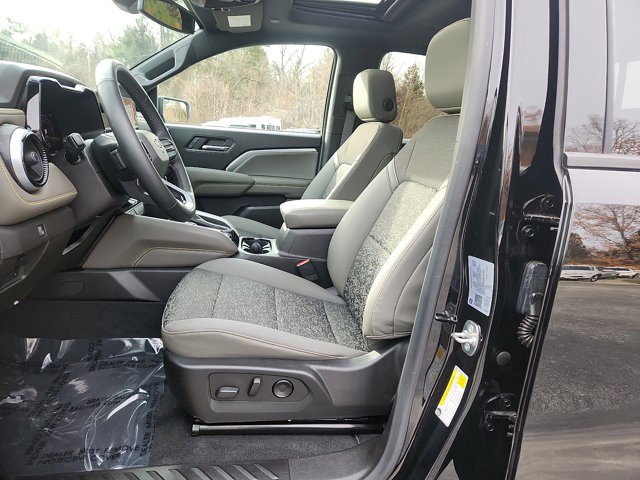 Certified 2024 Chevrolet Colorado ZR2 w/ Technology Package image 13