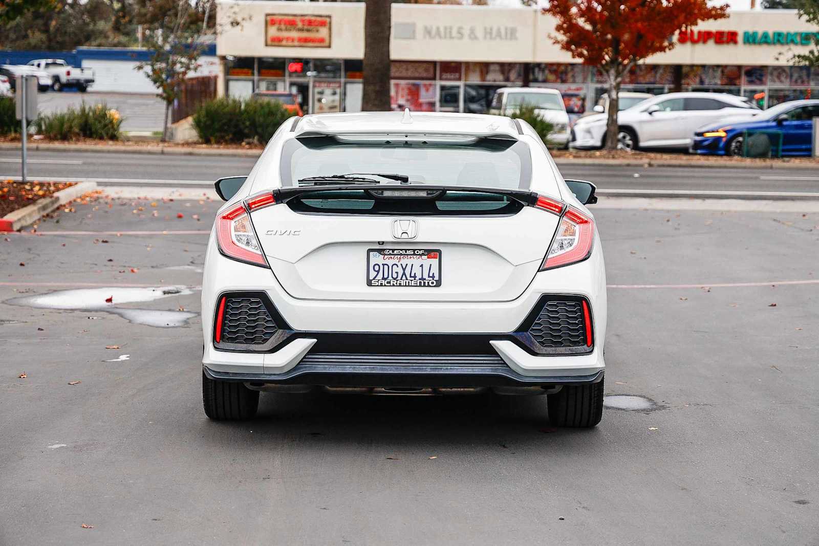 Used 2018 Honda Civic EX-L image 4