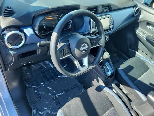 Used 2025 Nissan Versa SV w/ Trunk Package image 19