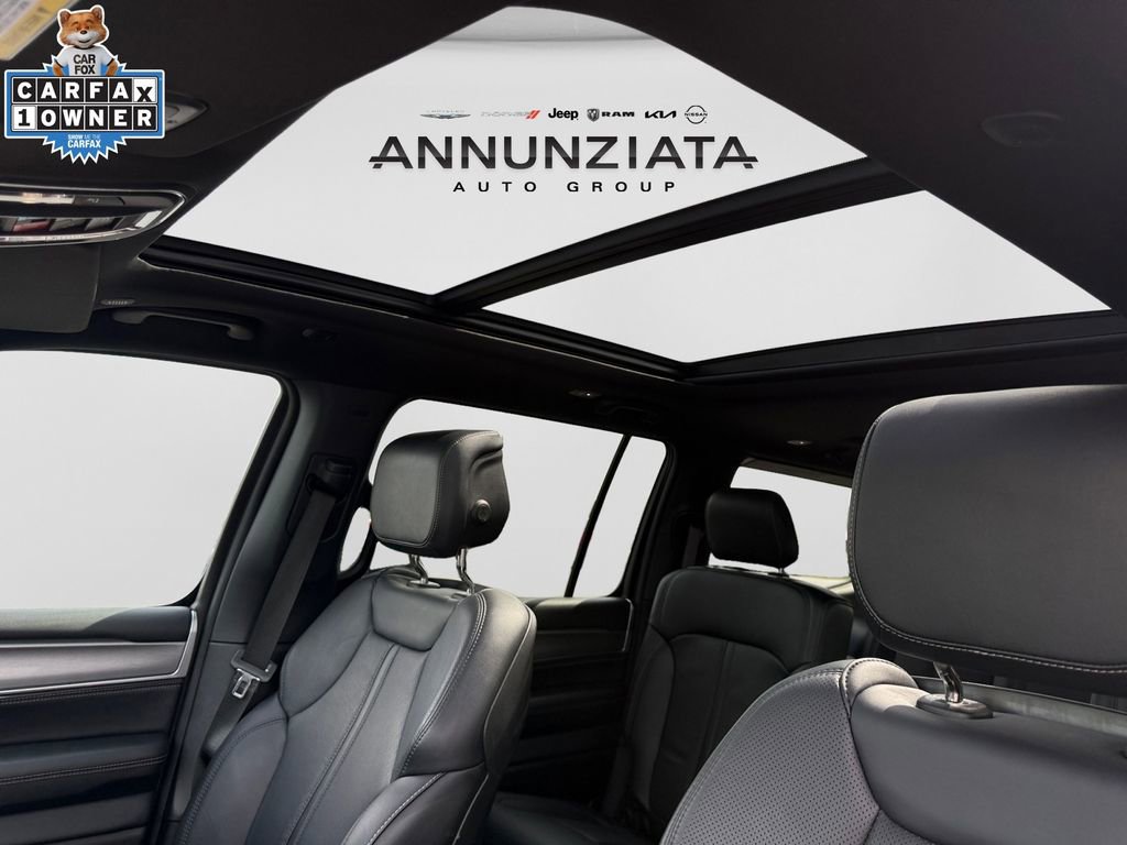 Certified 2024 Jeep Wagoneer Series II AWD/4WD image 30