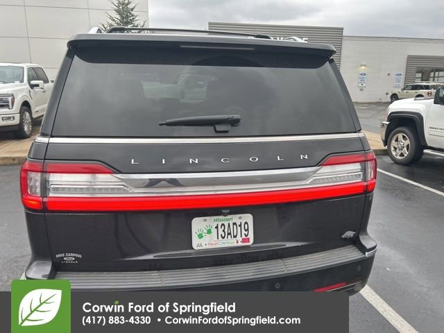 Used 2021 Lincoln Navigator Reserve image 4