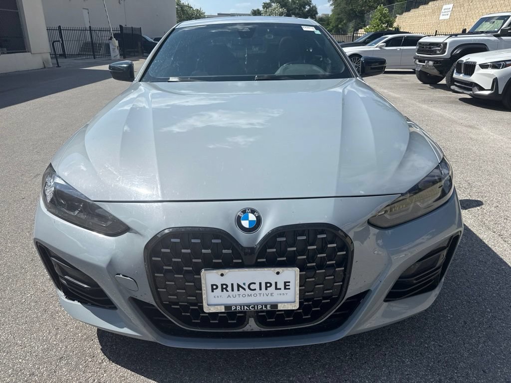 Used 2022 BMW 430i Coupe w/ M Sport Package RWD image 2
