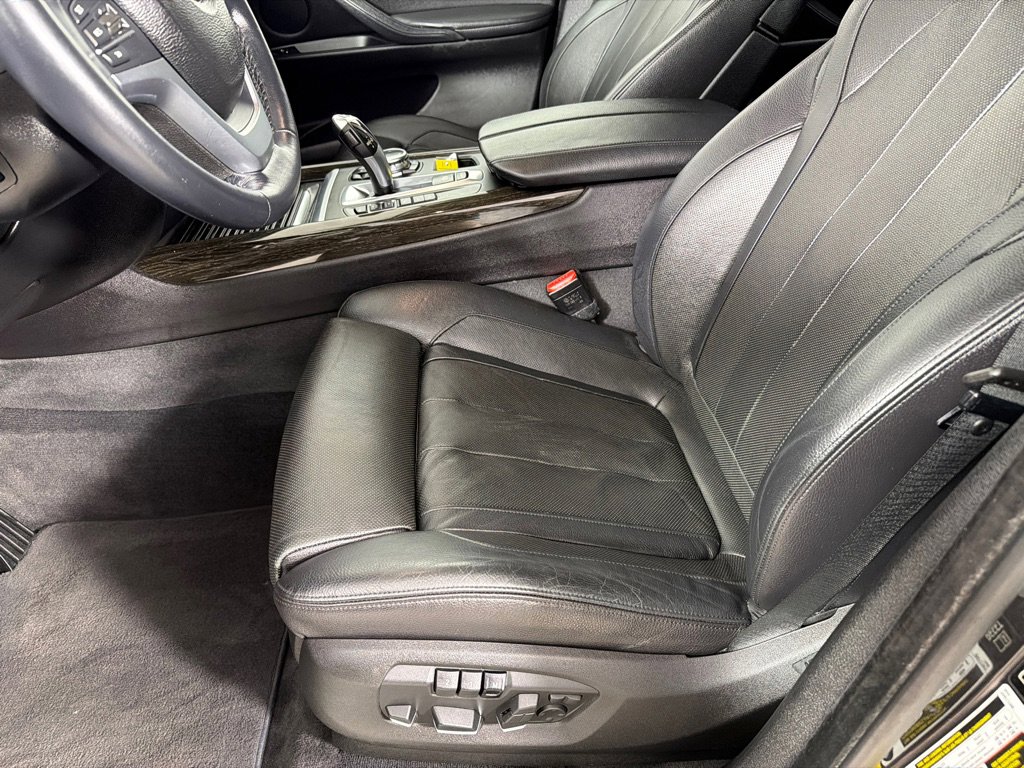 Used 2014 BMW X5 xDrive35d image 11