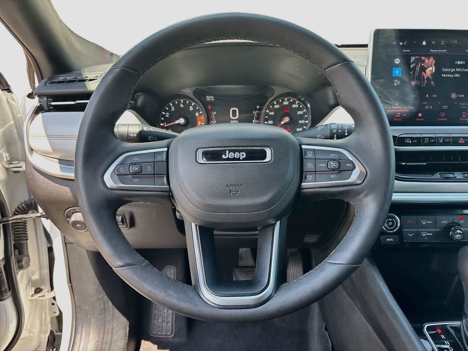 Used 2025 Jeep Compass Limited AWD/4WD image 11