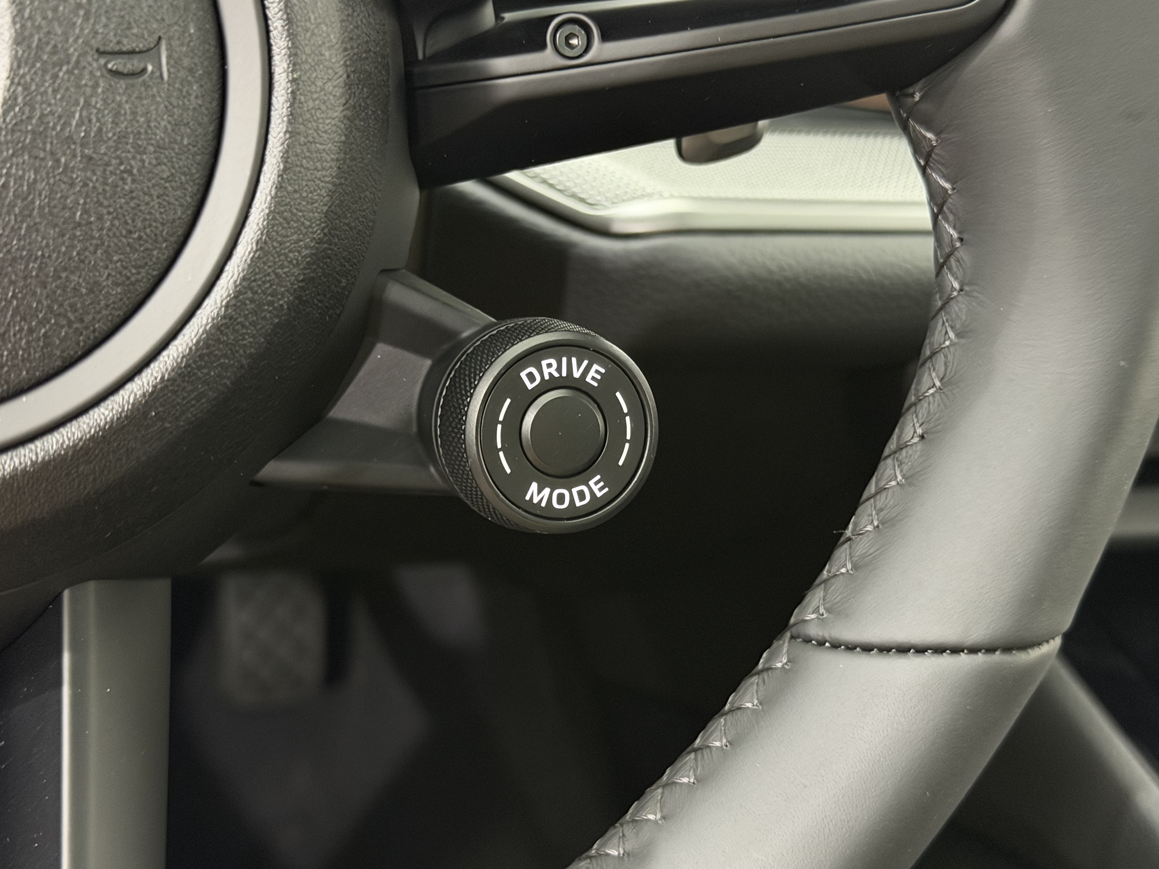 New 2026 Porsche Cayenne Coupe AWD/4WD image 49
