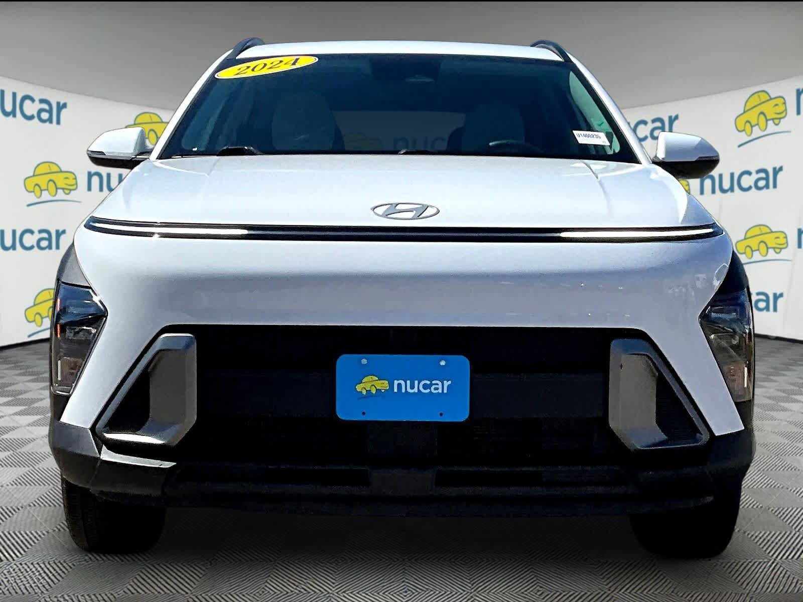 Used 2024 Hyundai Kona SEL w/ Convenience Package AWD/4WD image 2