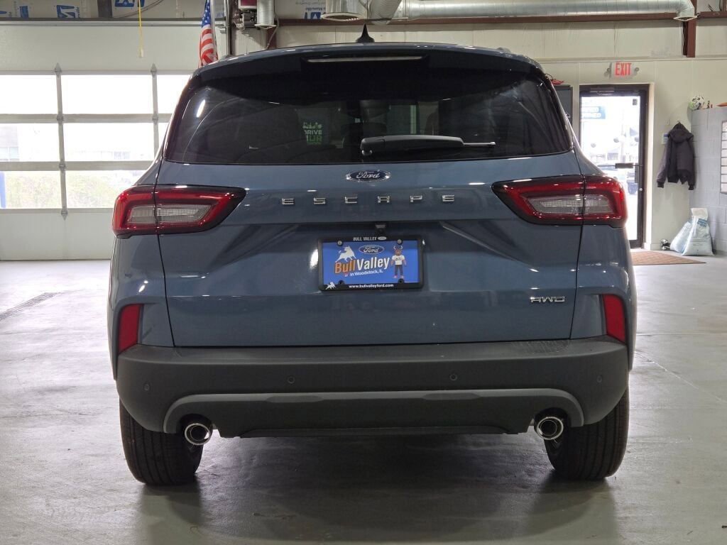 New 2025 Ford Escape ST-Line w/ Tech Pack #1 image 14