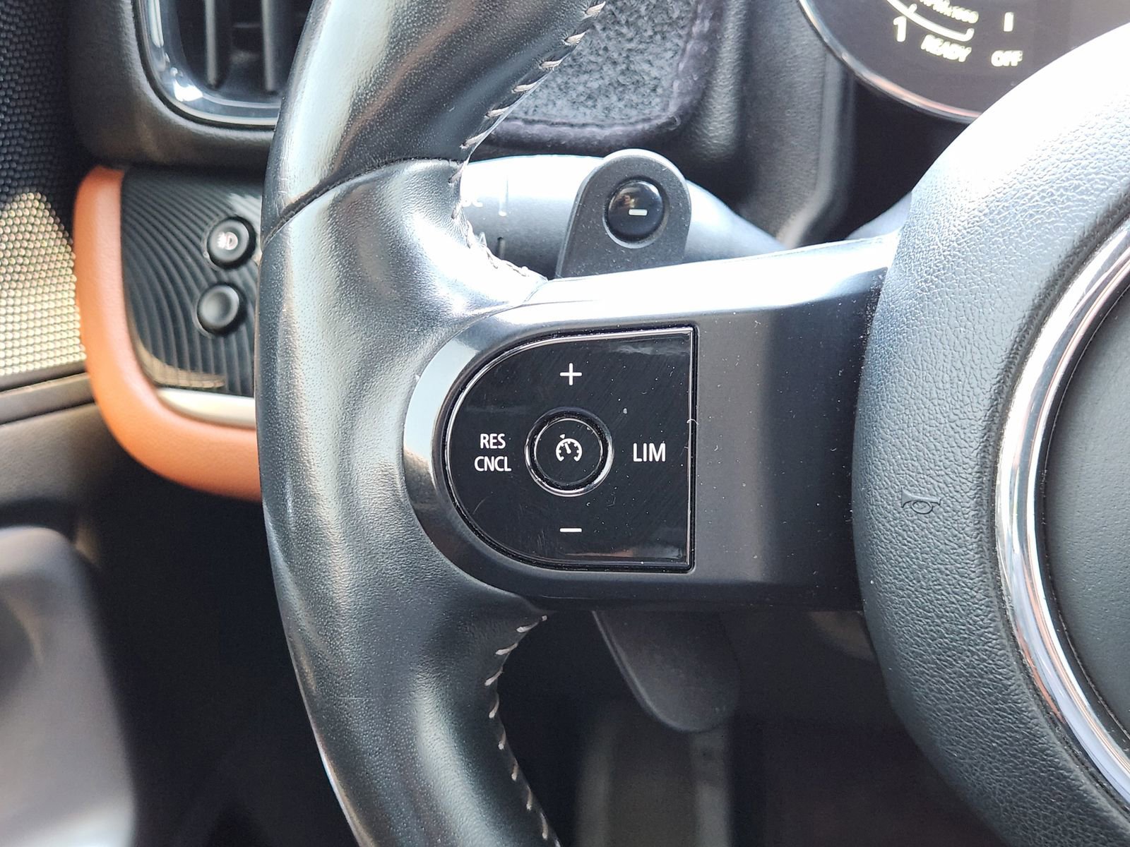 Used 2022 MINI Cooper Countryman S w/ Signature Upholstery Package image 33