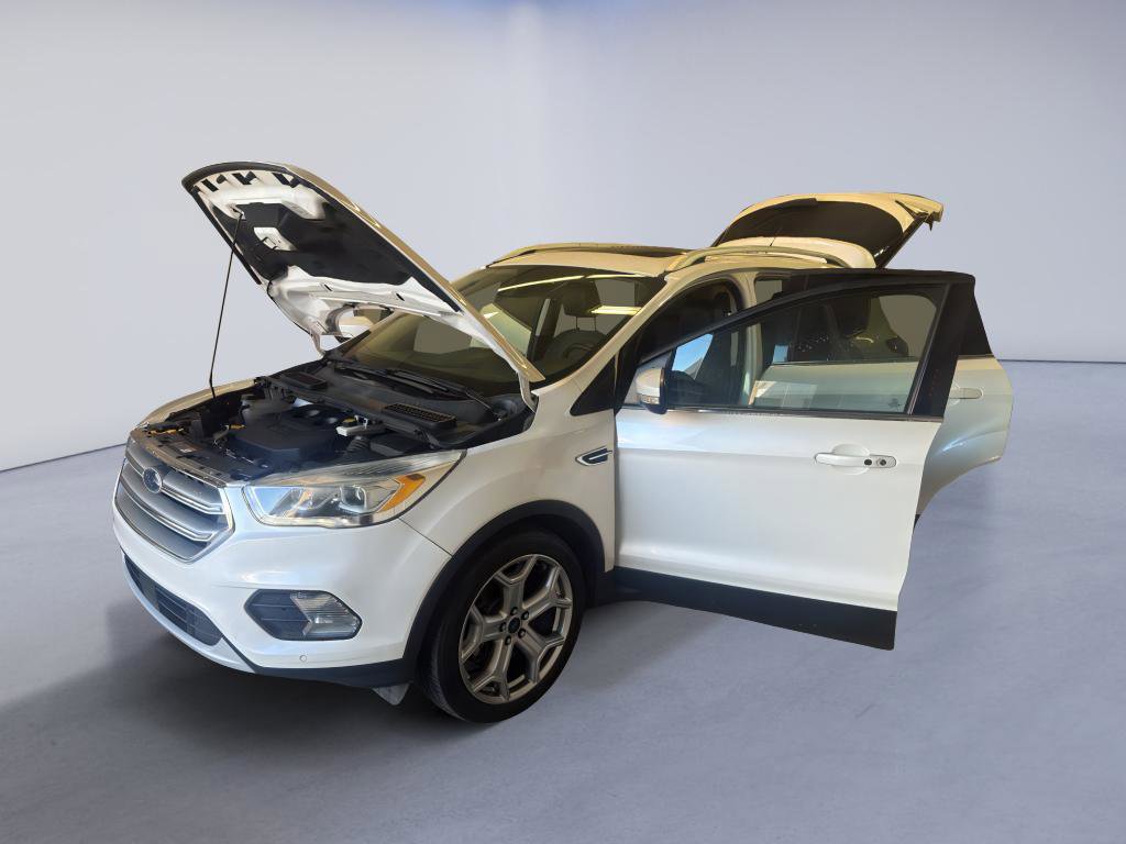 Used 2017 Ford Escape Titanium w/ Equipment Group 301A image 9