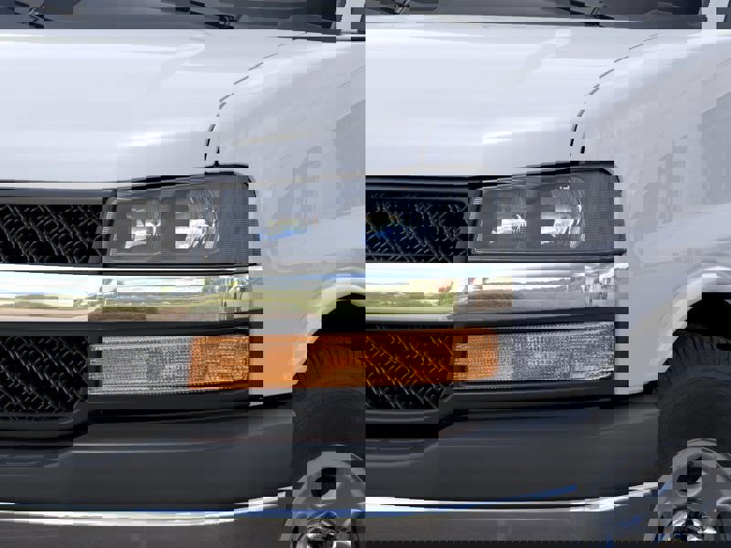New 2024 Chevrolet Express 2500 image 36