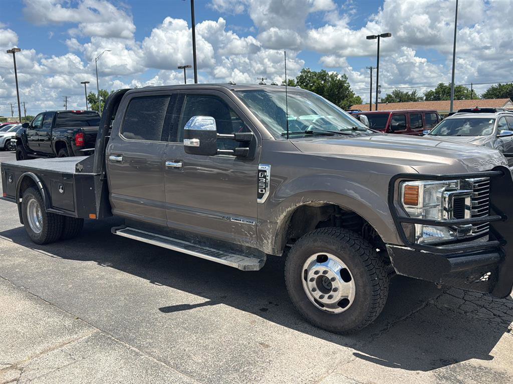 Used 2022 Ford F350 XLT w/ XLT Premium Package AWD/4WD image 2