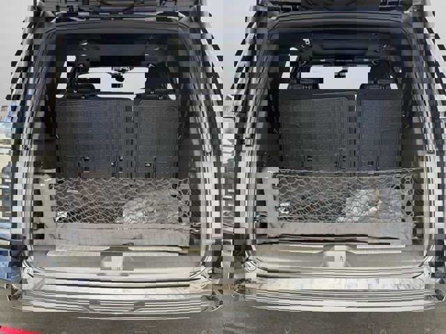 New 2026 Chevrolet Suburban High Country image 21