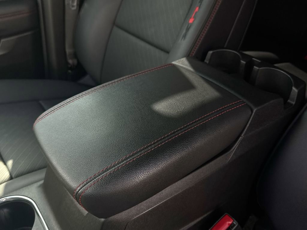 Used 2023 GMC Canyon AT4X image 24