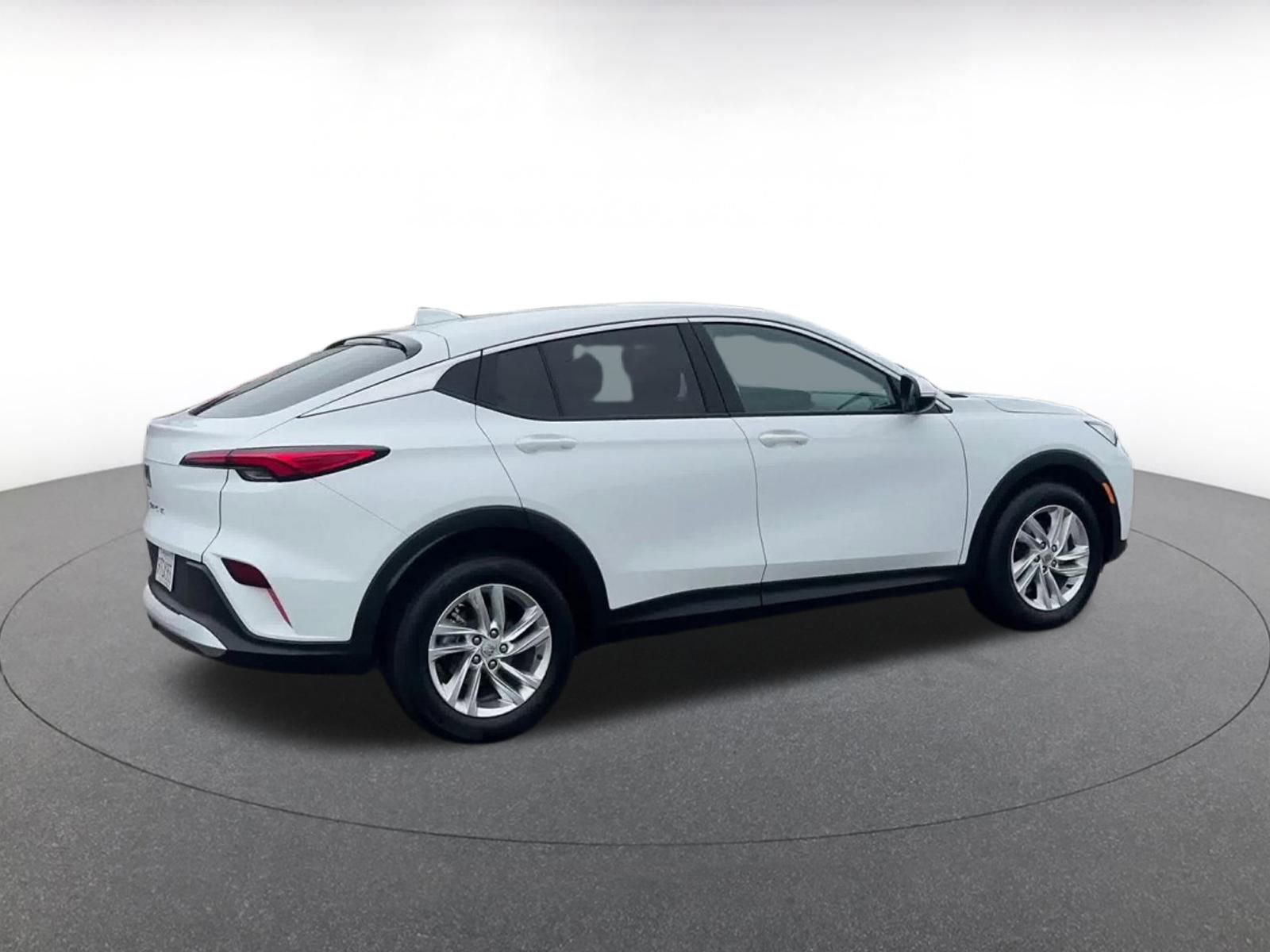 Used 2025 Buick Envista Preferred image 15