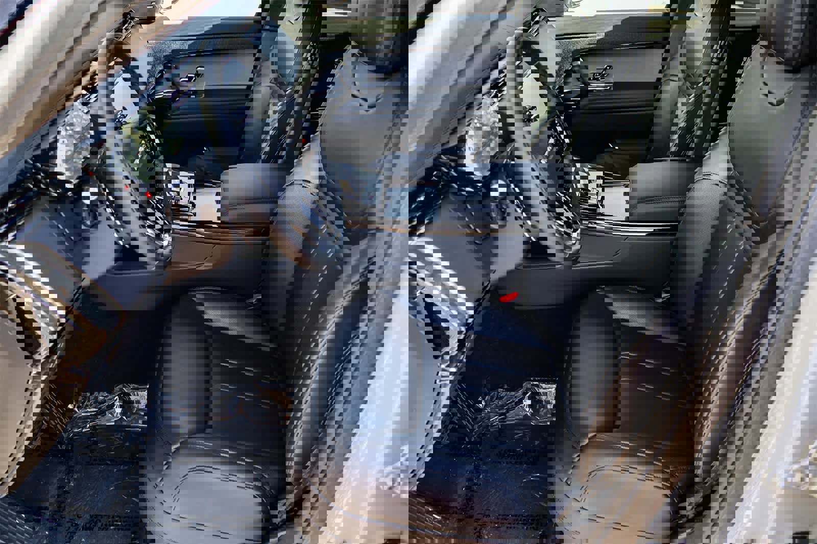 New 2026 Land Rover Range Rover Sport SE image 19