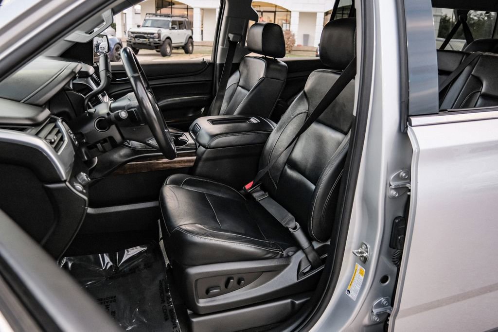 Used 2018 Chevrolet Suburban LT image 33