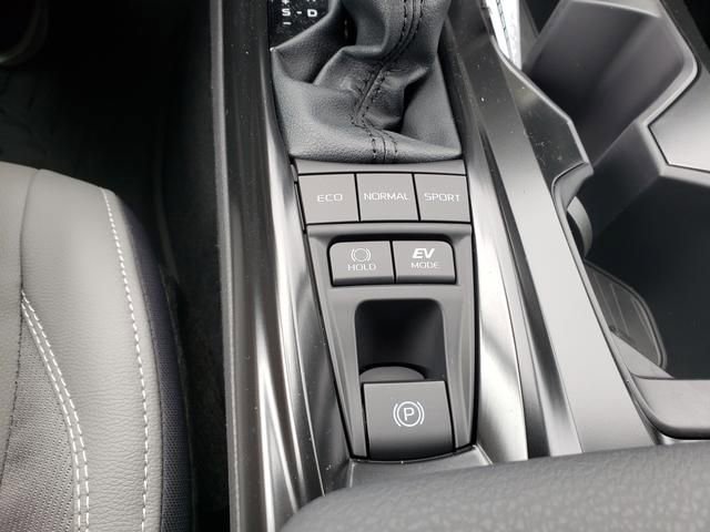New 2026 Toyota Camry SE image 19