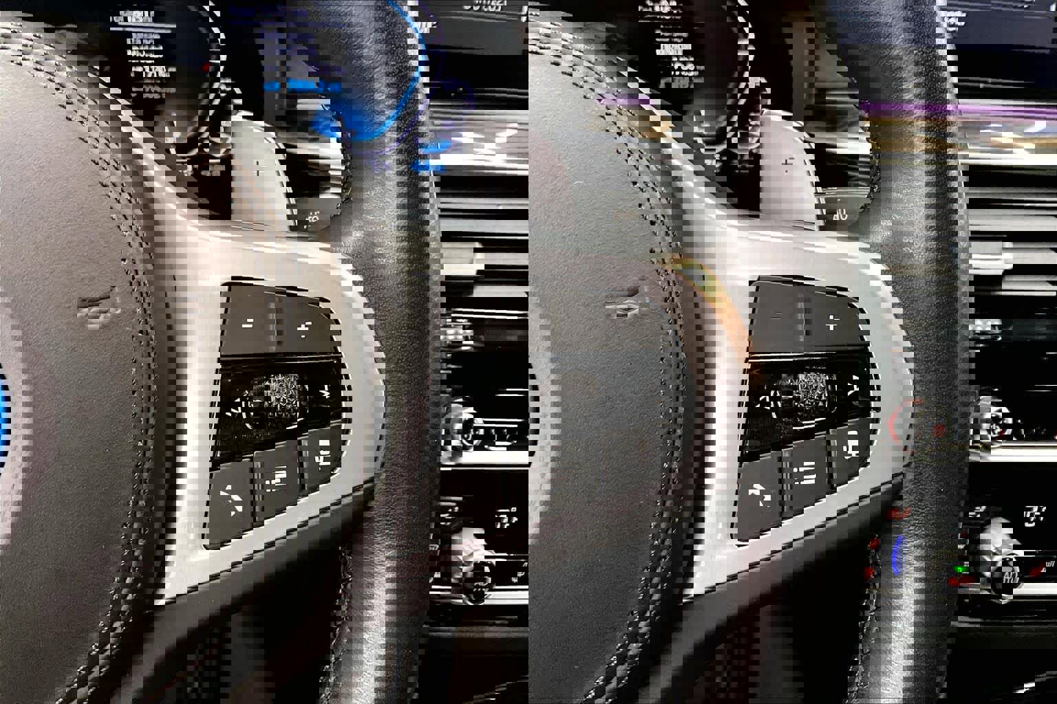 Used 2022 BMW 530e w/ Premium Package image 24