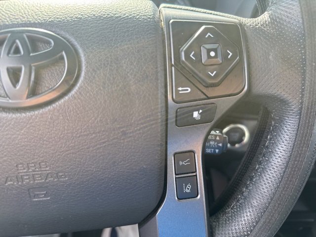 Used 2021 Toyota Tacoma TRD Sport w/ Technology Package image 16