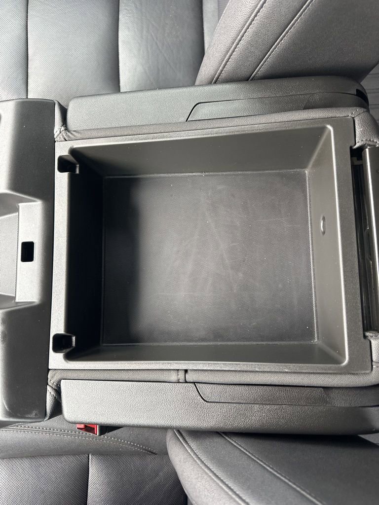 Certified 2024 GMC Sierra 1500 SLT image 9