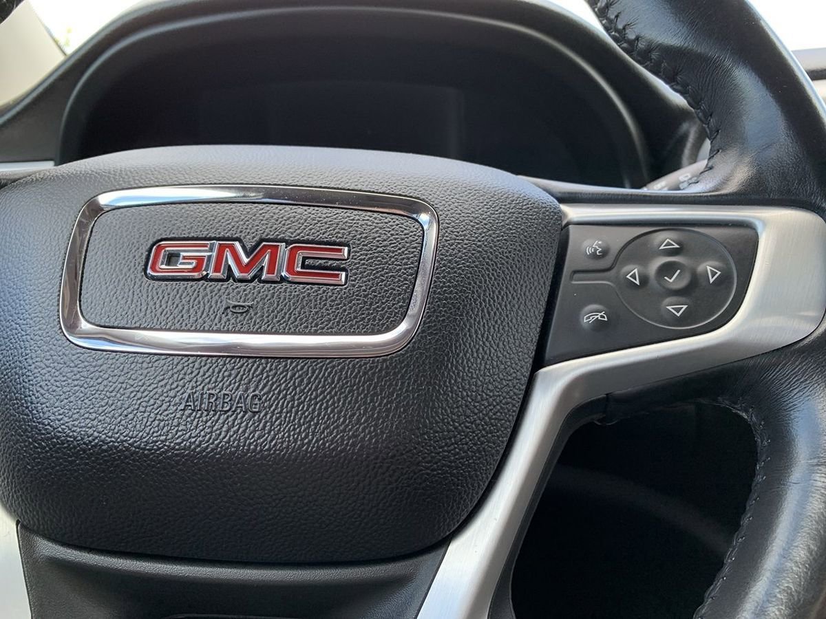 Used 2018 GMC Acadia SLT image 18