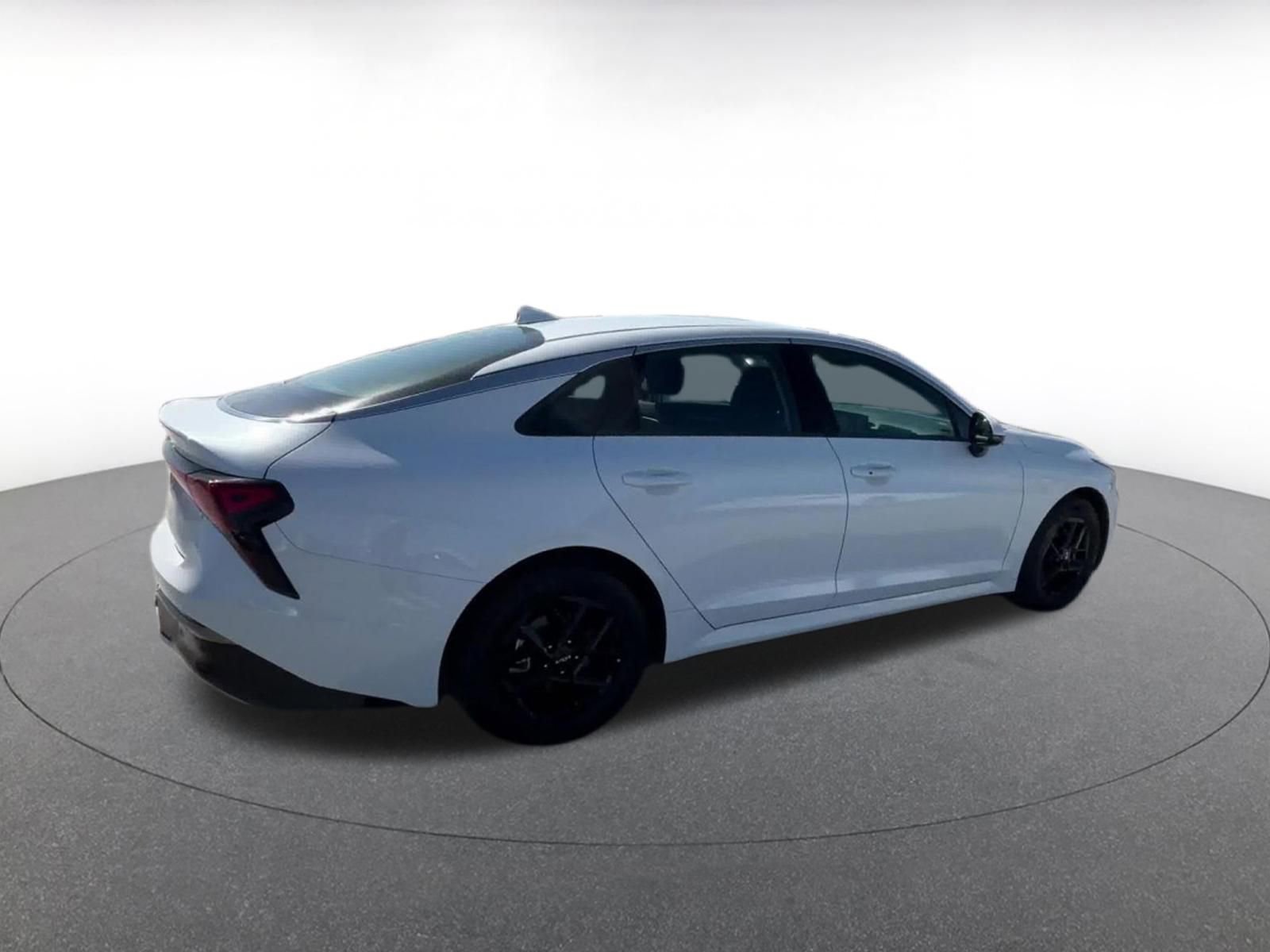 Used 2025 Kia K5 LXS image 15