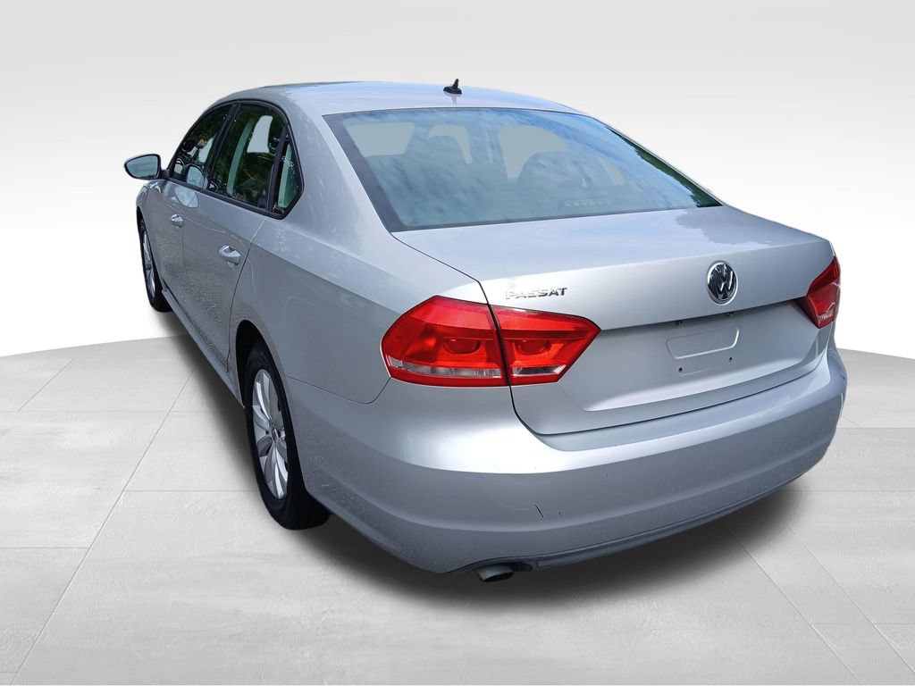 Used 2012 Volkswagen Passat 2.5 S FWD image 3
