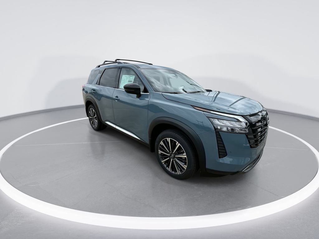 New 2026 Nissan Pathfinder Platinum AWD/4WD image 2