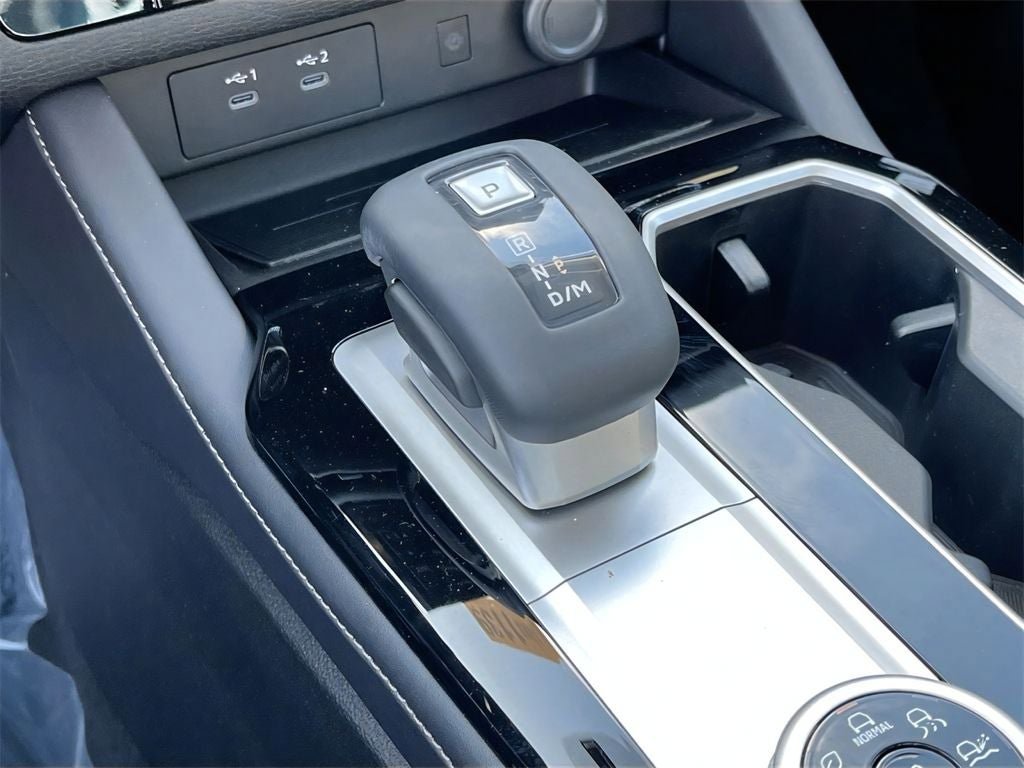 New 2026 Mitsubishi Outlander AWD image 18
