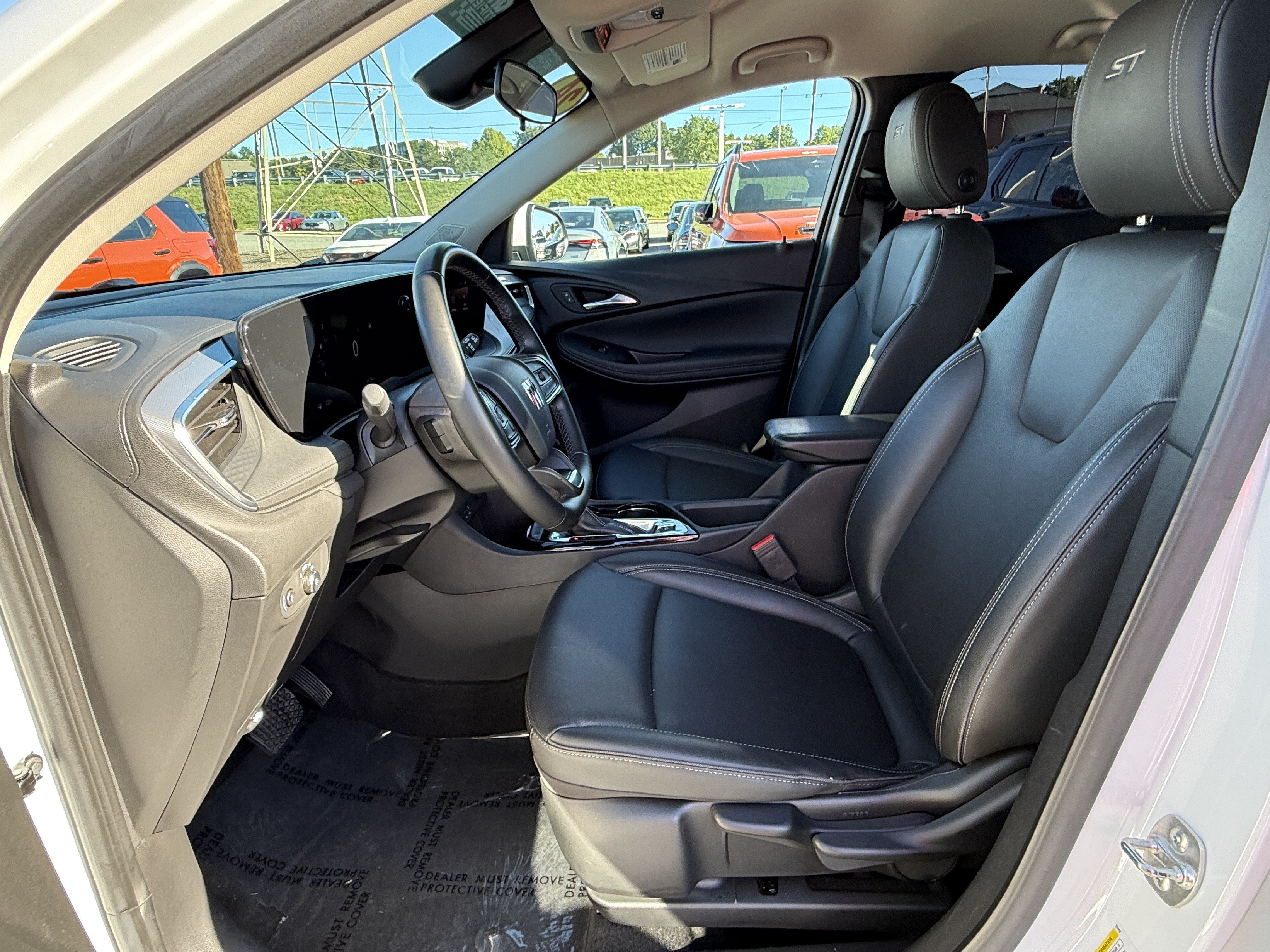 Used 2024 Buick Encore GX Sport Touring FWD image 16