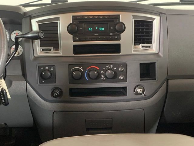 Used 2007 Dodge Ram 1500 Truck SLT image 11