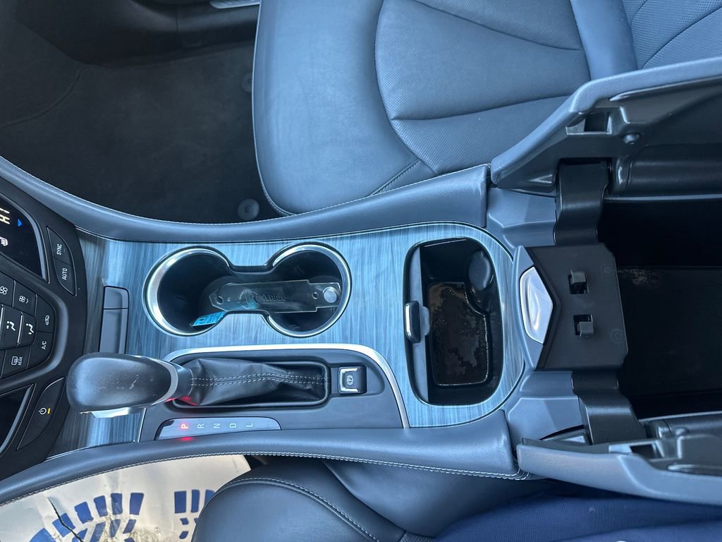 Used 2019 Buick Envision Essence AWD/4WD image 12