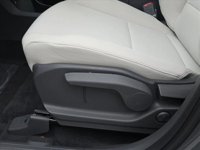 New 2026 Hyundai Santa Fe SE image 6