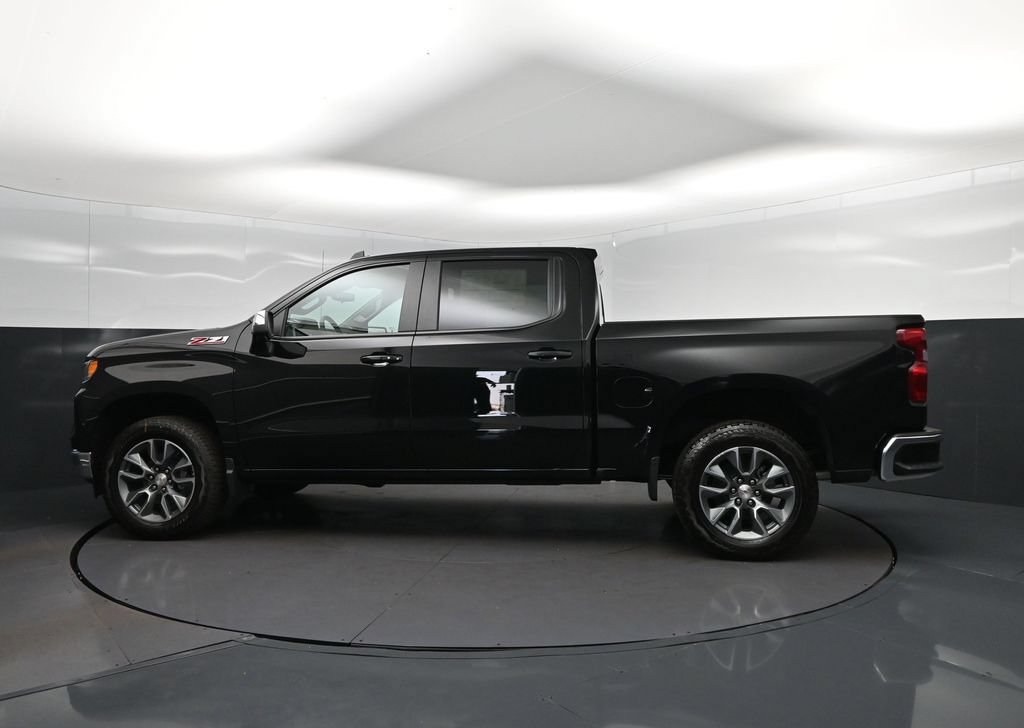 New 2026 Chevrolet Silverado 1500 LT w/ Z71 Off-Road Package AWD/4WD image 4