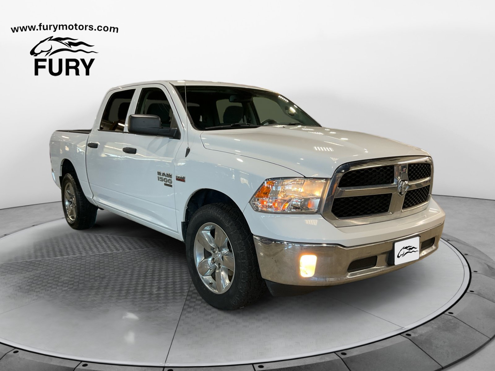 Used 2019 RAM 1500 ST w/ SXT Plus Group AWD/4WD image 1
